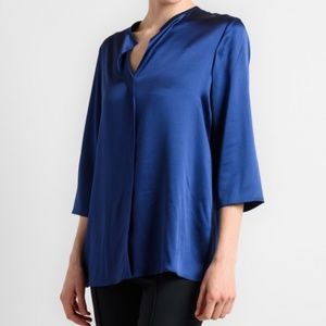 NWOT🔸PETER COHEN🔸Navy Silk Tops